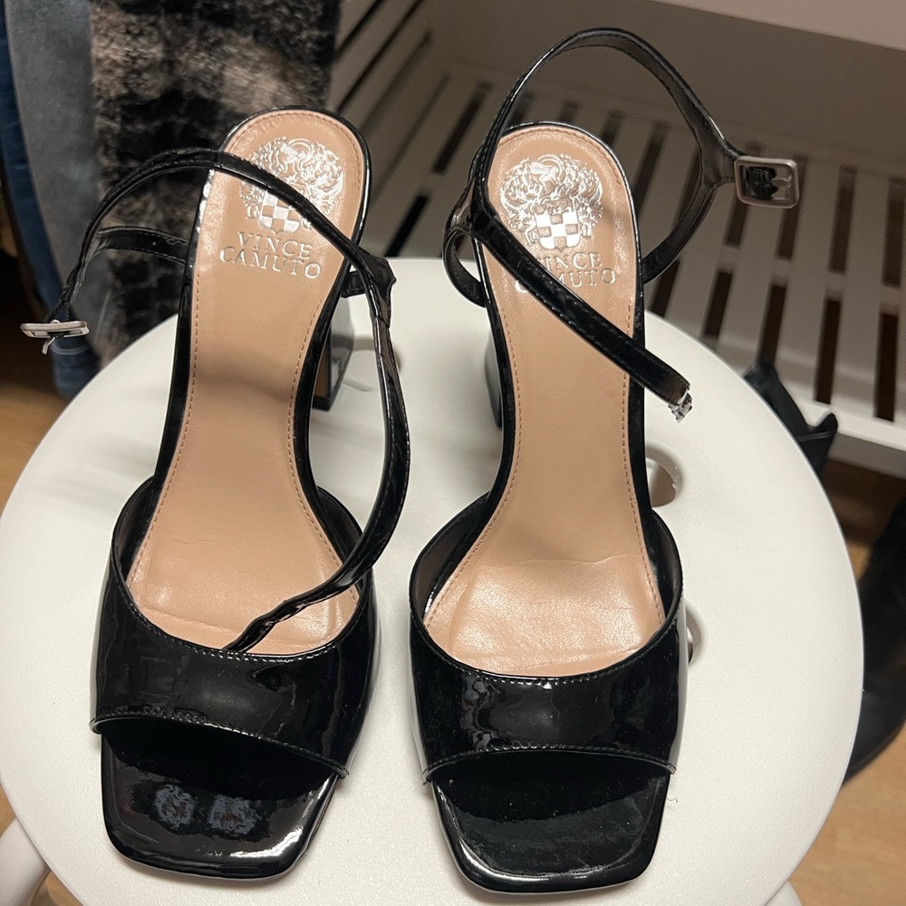 Vince Camuto